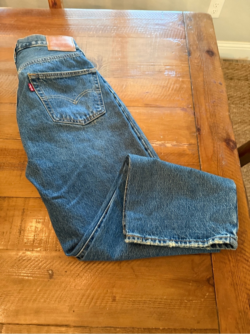 Levi's Relaxed Fit Blue Denim Jeans - Classic Five-Pocket